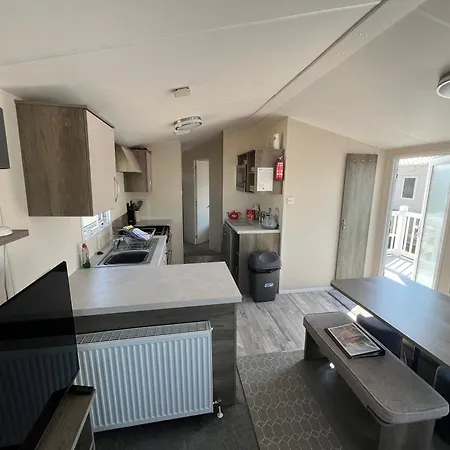 3 Bedroom Modern Caravan Sleeps Up To 8 Parque de Campismo *